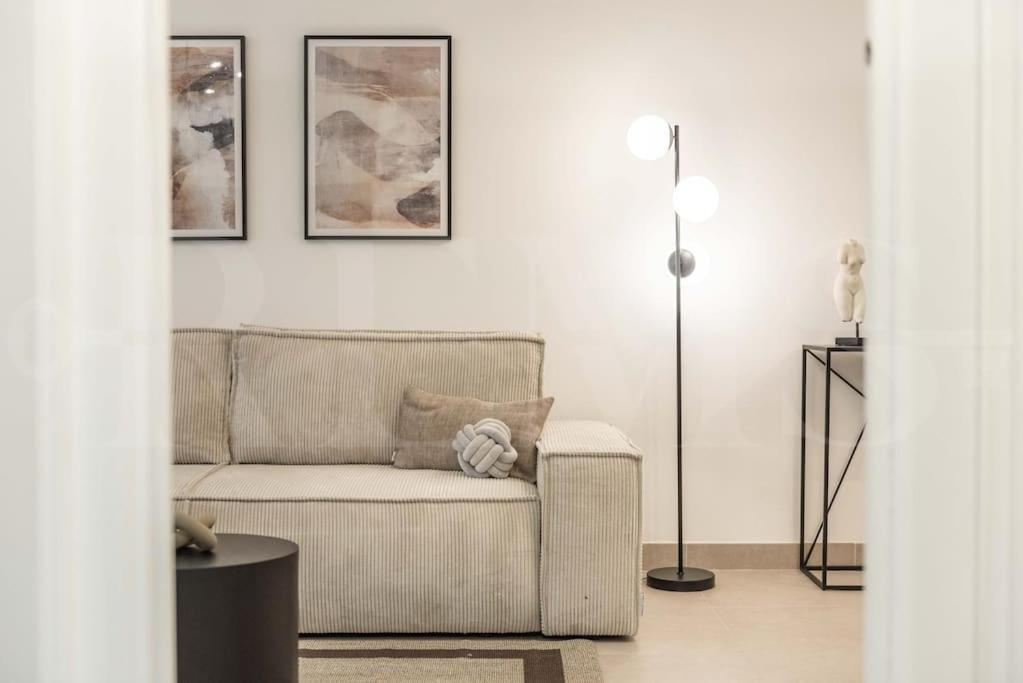 Modern Apartment With Patio & Parking By Rems Málaga Exterior foto